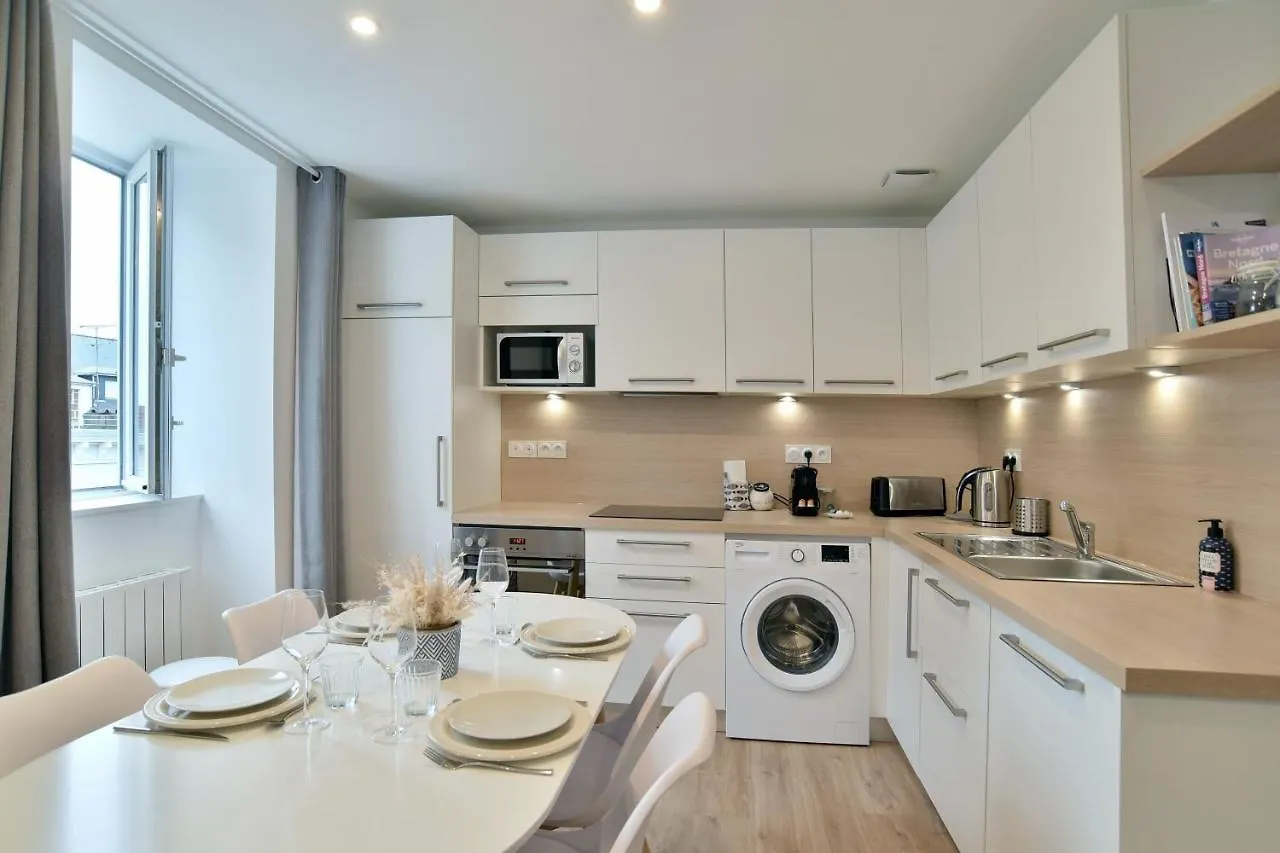 L'Amanyn - Appartement Proche Plage 迪纳尔
